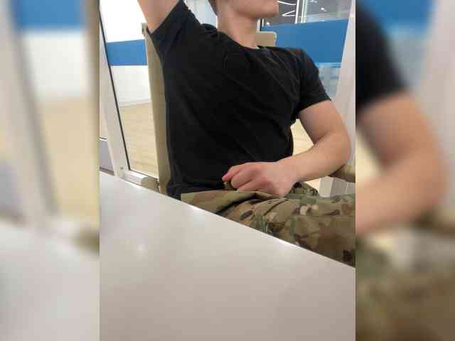 Soldat-7 Sex Cam Show
