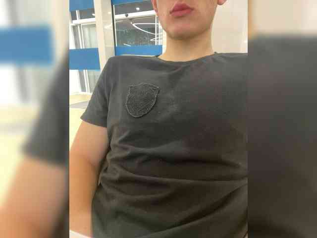 Soldat-7 Sex Cam Show