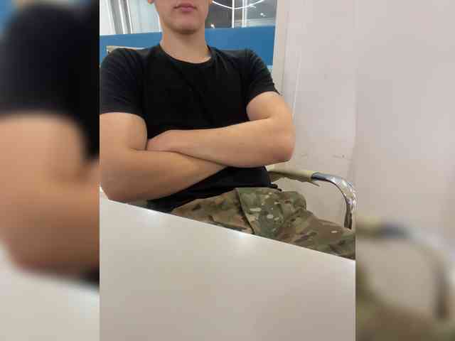Soldat-7 Sex Cam Show