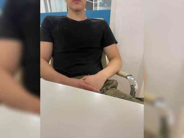 Soldat-7 Sex Cam Show