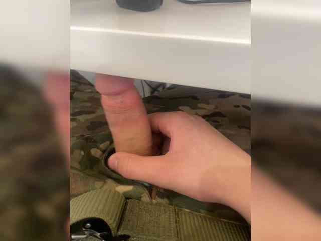 Soldat-7 Sex Cam Show
