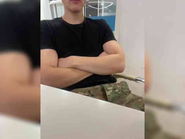 Soldat-7 Sex Cam Show