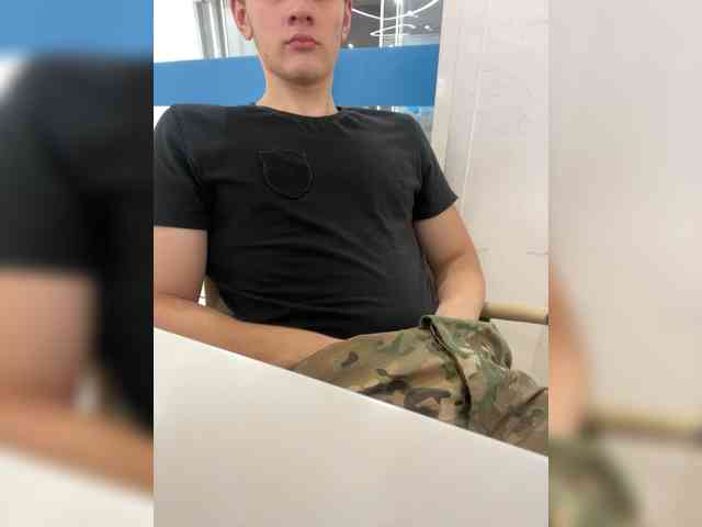 Soldat-7 Sex Cam Show