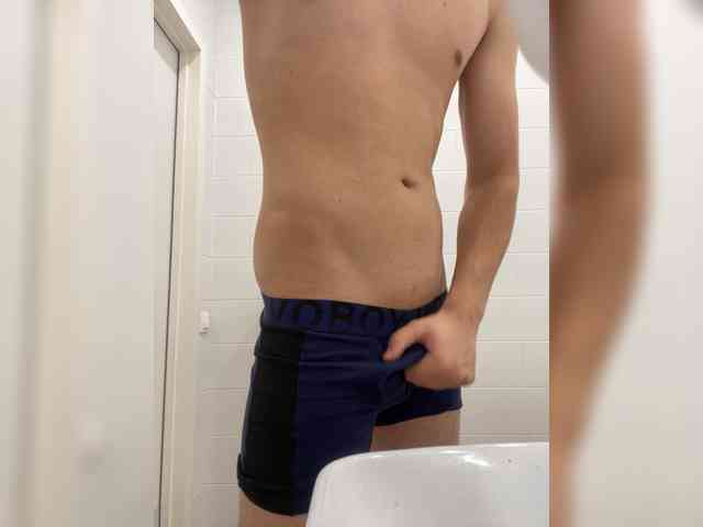 Soldat-7 Sex Cam Show