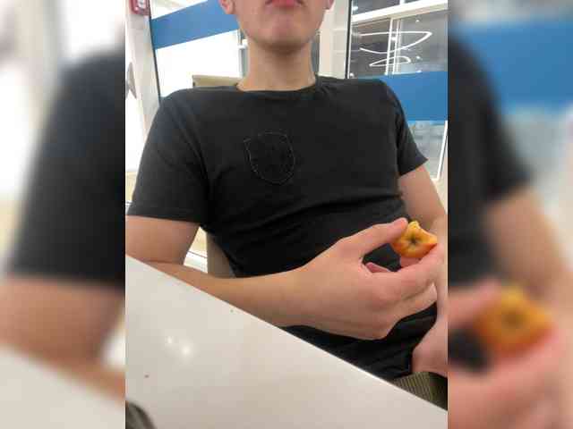 Soldat-7 Sex Cam Show