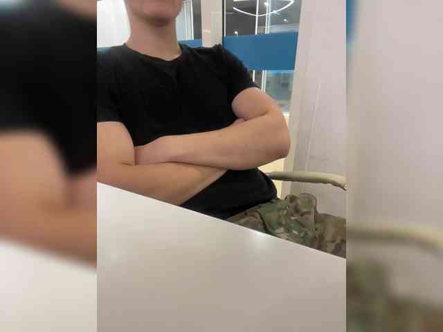 Soldat-7 Sex Cam Show