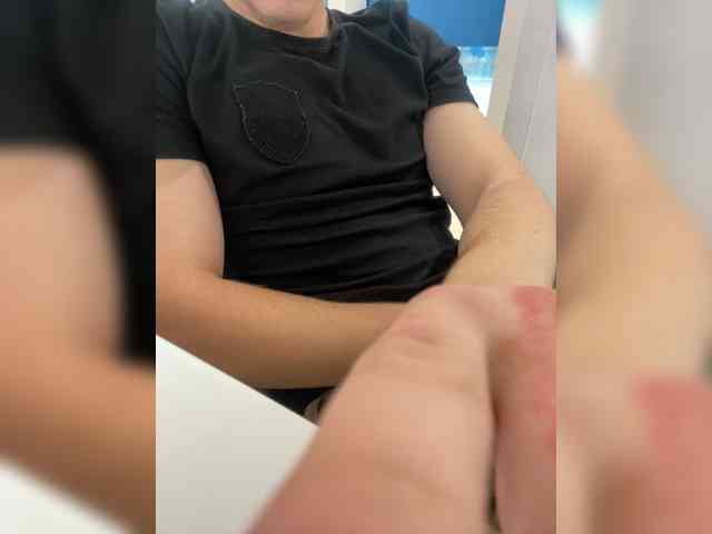 Soldat-7 Sex Cam Show