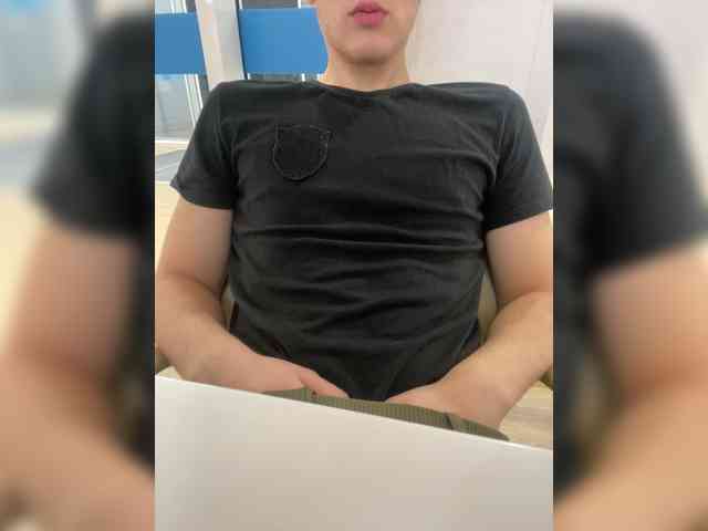 Soldat-7 Sex Cam Show