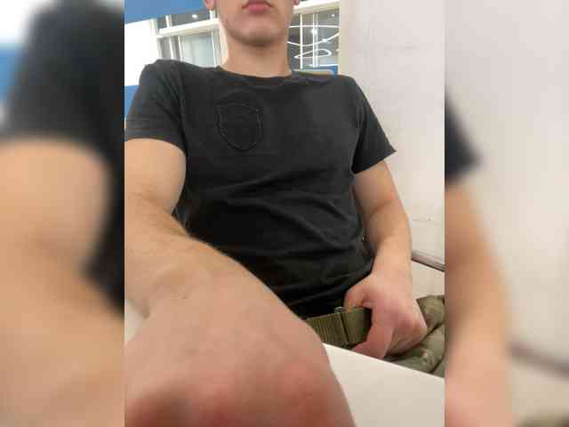 Soldat-7 Sex Cam Show