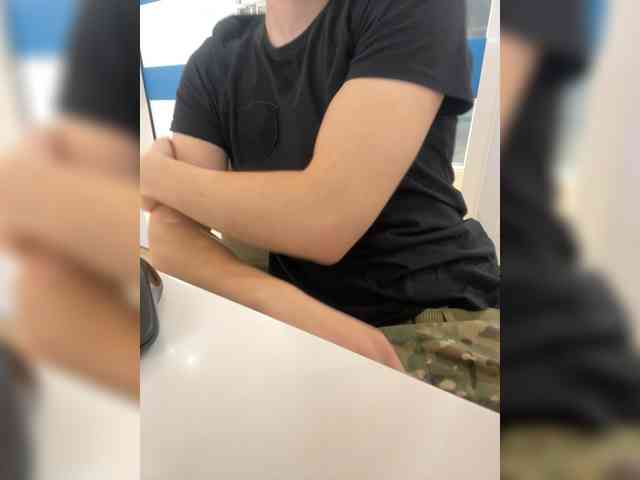 Soldat-7 Sex Cam Show