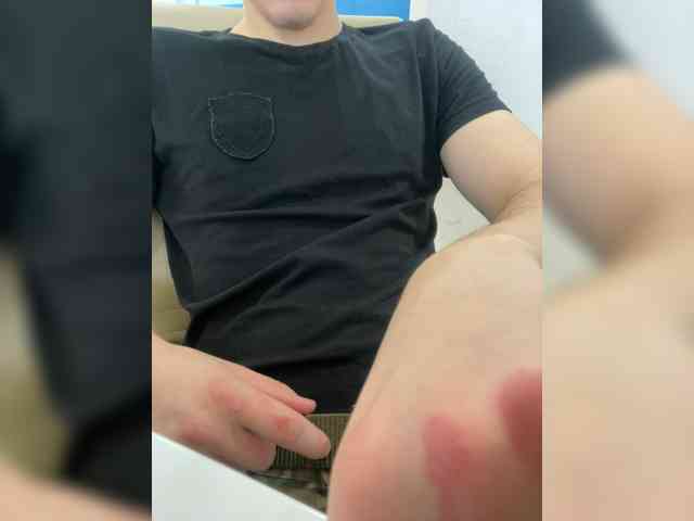 Soldat-7 Sex Cam Show
