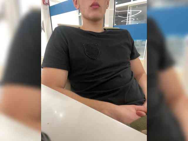 Soldat-7 Sex Cam Show