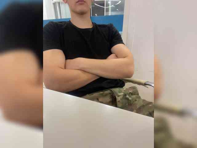 Soldat-7 Sex Cam Show