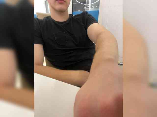 Soldat-7 Sex Cam Show