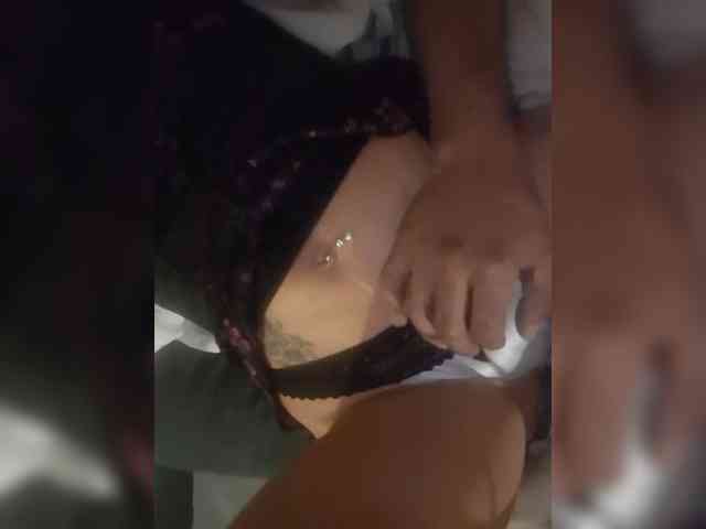 HotCouple9385