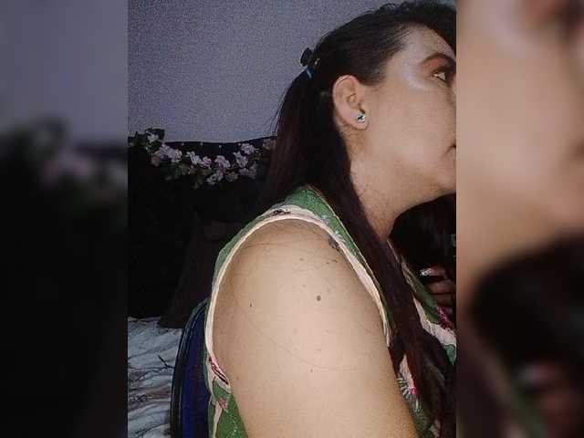 Kate014 live cam on BongaCams