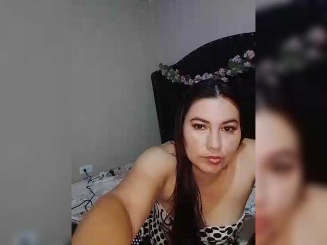 Kate014 live cam on BongaCams