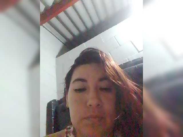 Kate014 live cam on BongaCams