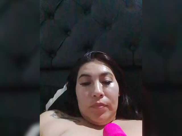 Kate014 live webcam show