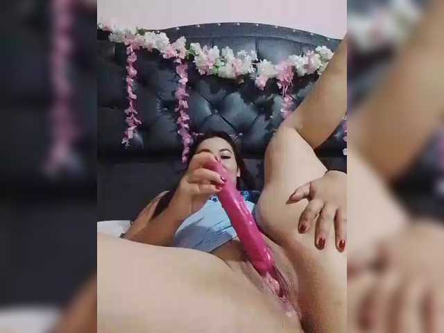 Kate014 live cam on BongaCams