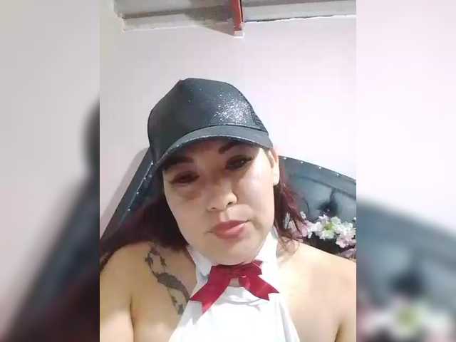 Kate014 live cam on BongaCams