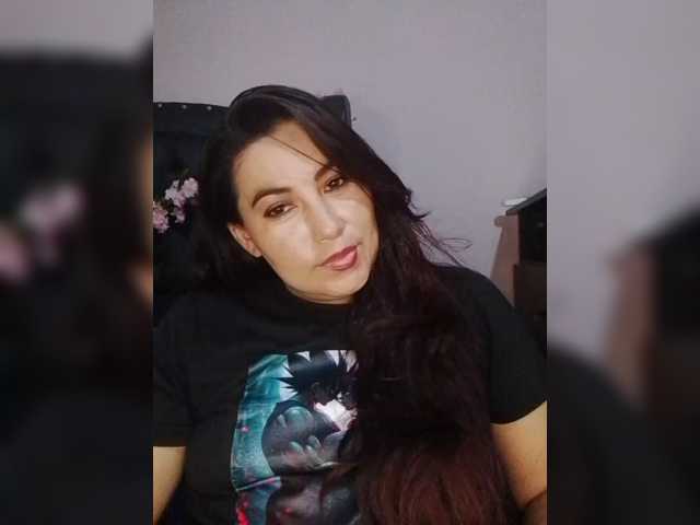 Kate014 live cam on BongaCams