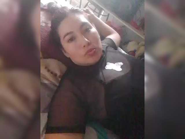 Kate014 live cam on BongaCams