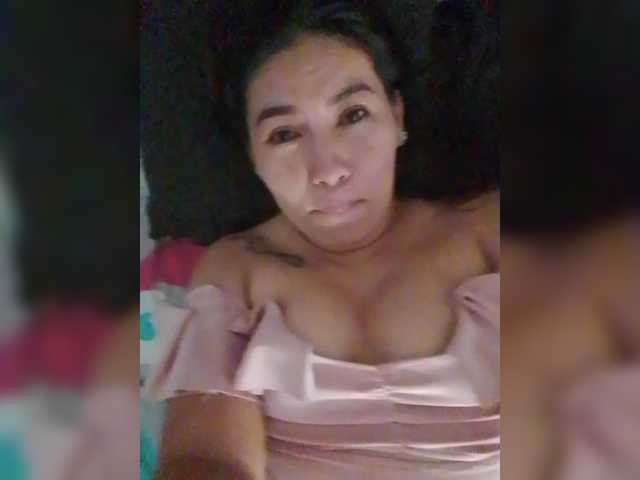 Kate014 live cam on BongaCams