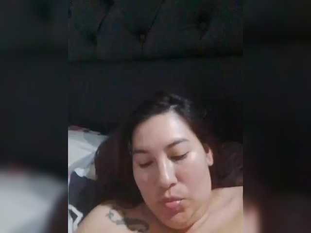 Kate014 live cam on BongaCams