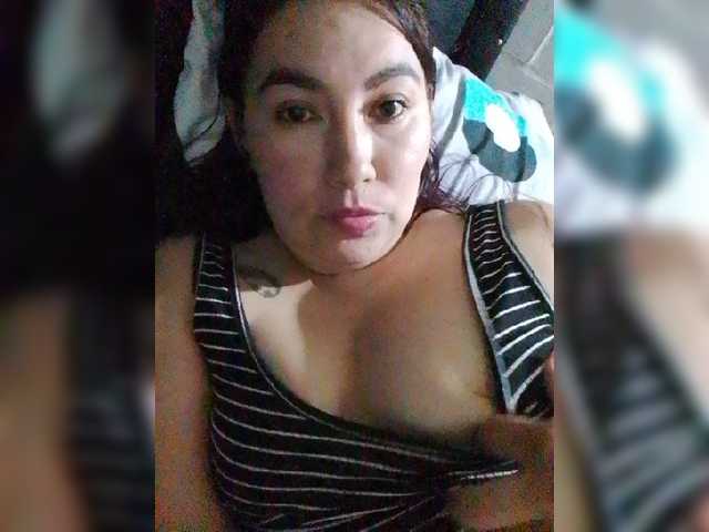 Kate014 live cam on BongaCams