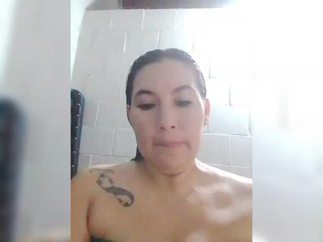 Kate014 live cam on BongaCams