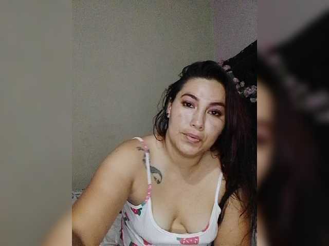 Kate014 live cam on BongaCams