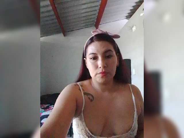 Kate014 live webcam show