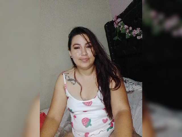 Kate014 live cam on BongaCams