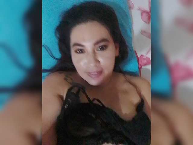 Kate014 live cam on BongaCams