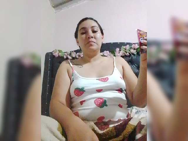 Kate014 live cam on BongaCams