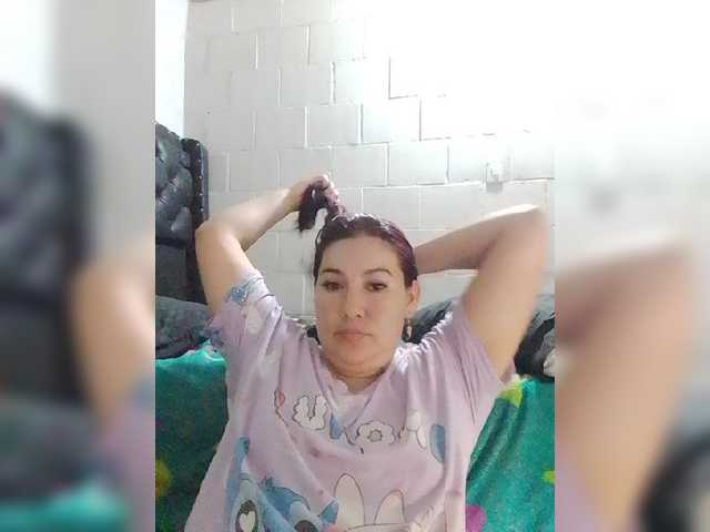 Kate014 live webcam show