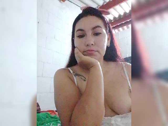 Kate014 live webcam show