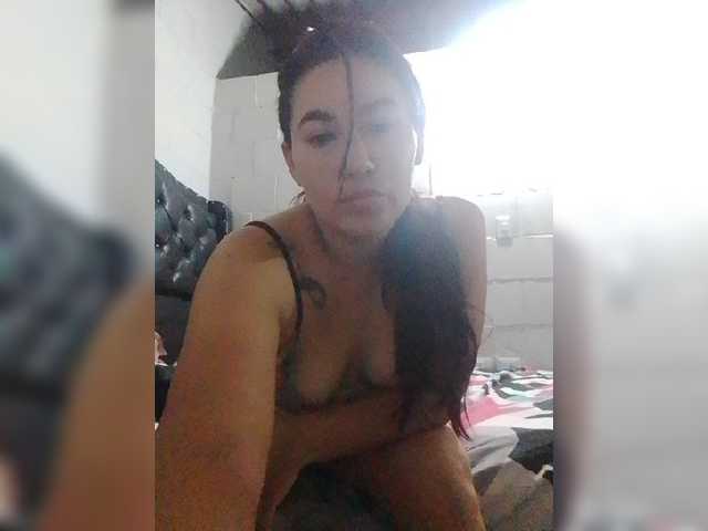Kate014 live cam on BongaCams