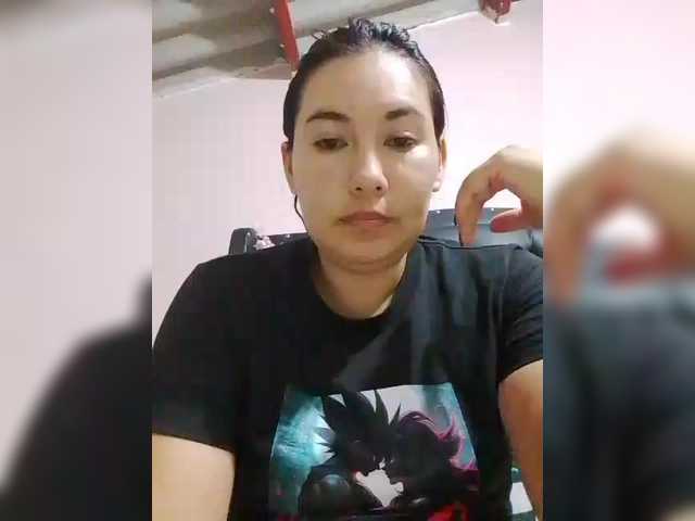 Kate014 live cam on BongaCams