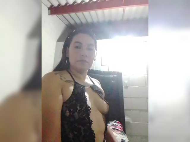 Kate014 live cam on BongaCams