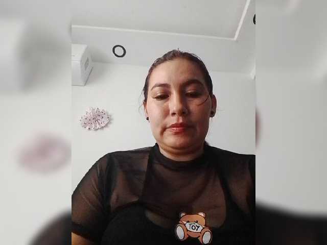 Kate014 live cam on BongaCams