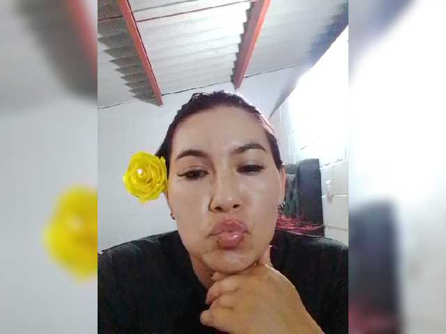 Kate014 live webcam show
