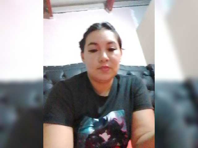 Kate014 live cam on BongaCams