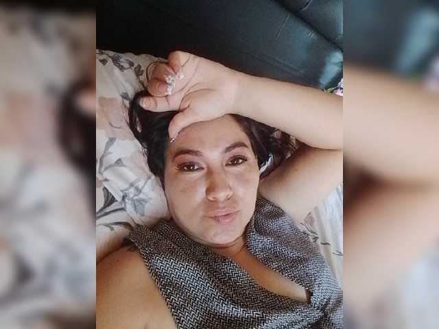Kate014, en directo ahora en BongaCams
