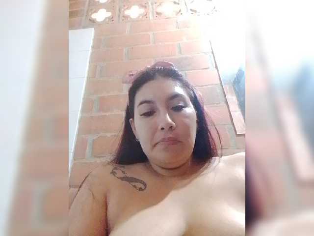 Kate014 live webcam show