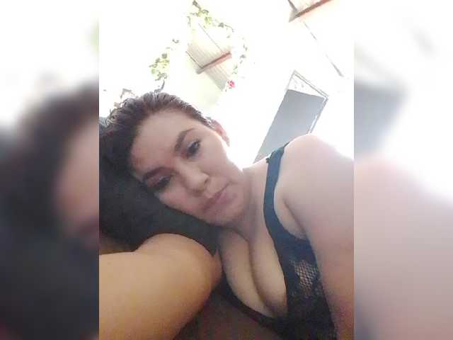 Kate014 live cam on BongaCams