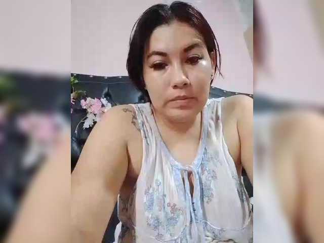 Kate014 live cam on BongaCams