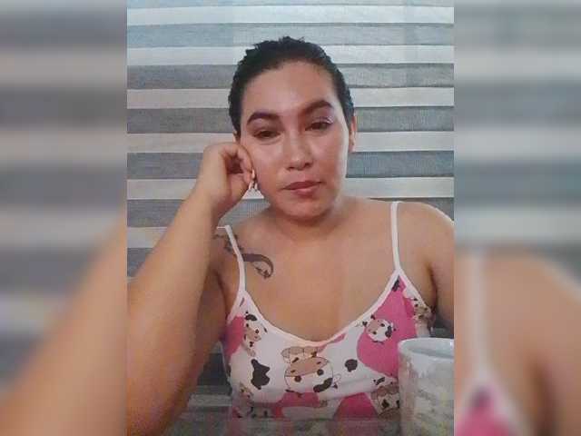 Kate014 live cam on BongaCams