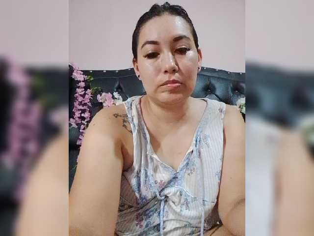 Kate014 live cam on BongaCams